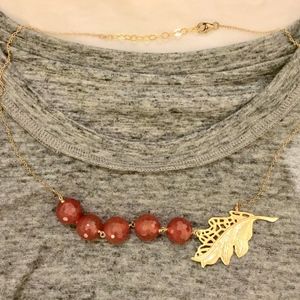 Amber bead and leaf gold necklace
